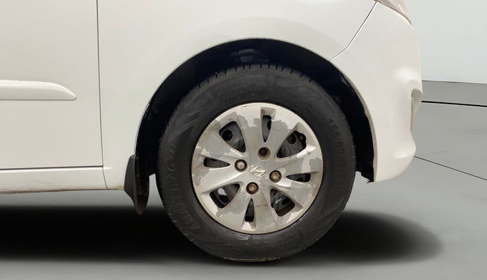 2012 Hyundai i10 SPORTZ 1.2, Petrol, Manual, 1,05,495 km, Right Front Wheel
