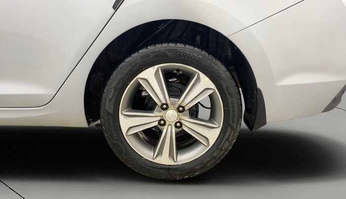 2019 Hyundai Verna 1.6 VTVT SX, Petrol, Manual, 82,873 km, Left Rear Wheel