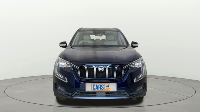 2021 Mahindra XUV700 AX 7 LUXURY P AT 7 STR, Petrol, Automatic, 28,832 km, Front