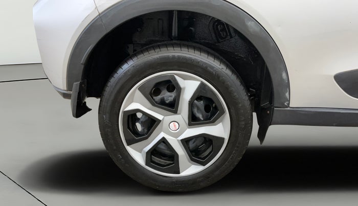 2020 Tata NEXON XZ PETROL, Petrol, Manual, 57,579 km, Right Rear Wheel