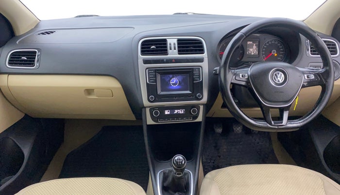 2017 Volkswagen Ameo HIGHLINE1.5L, Diesel, Manual, 1,48,368 km, Dashboard
