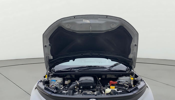 2024 Tata NEXON Pure 1.2 Petrol 6AMT, Petrol, Manual, 7,247 km, Open Bonet