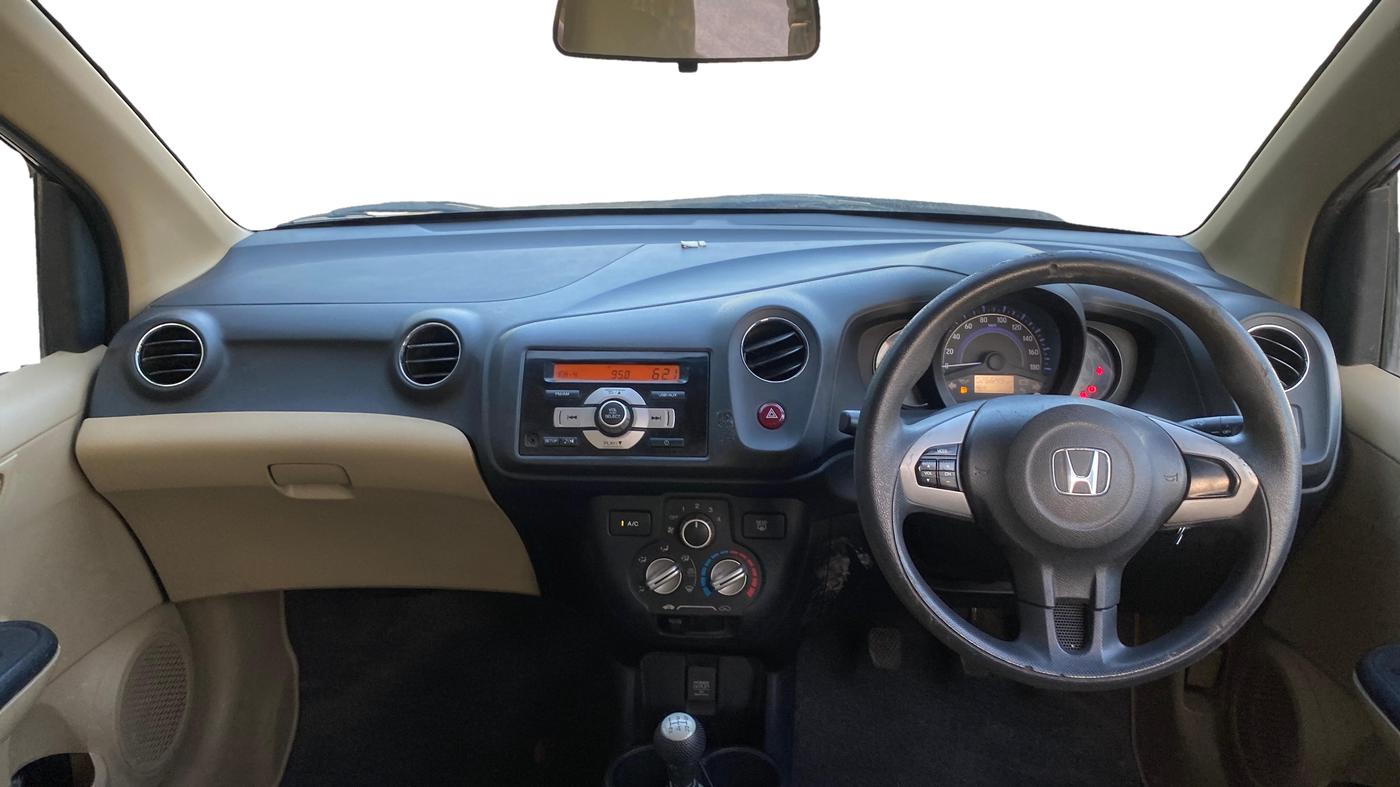 2015 Honda Brio S MT, Petrol, Manual, 26,647 km, Dashboard