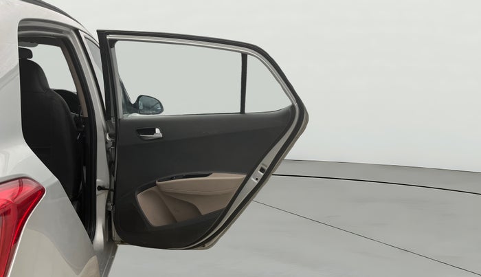 2016 Hyundai Grand i10 SPORTZ 1.2 KAPPA VTVT, Petrol, Manual, 67,082 km, RHS Rear Door