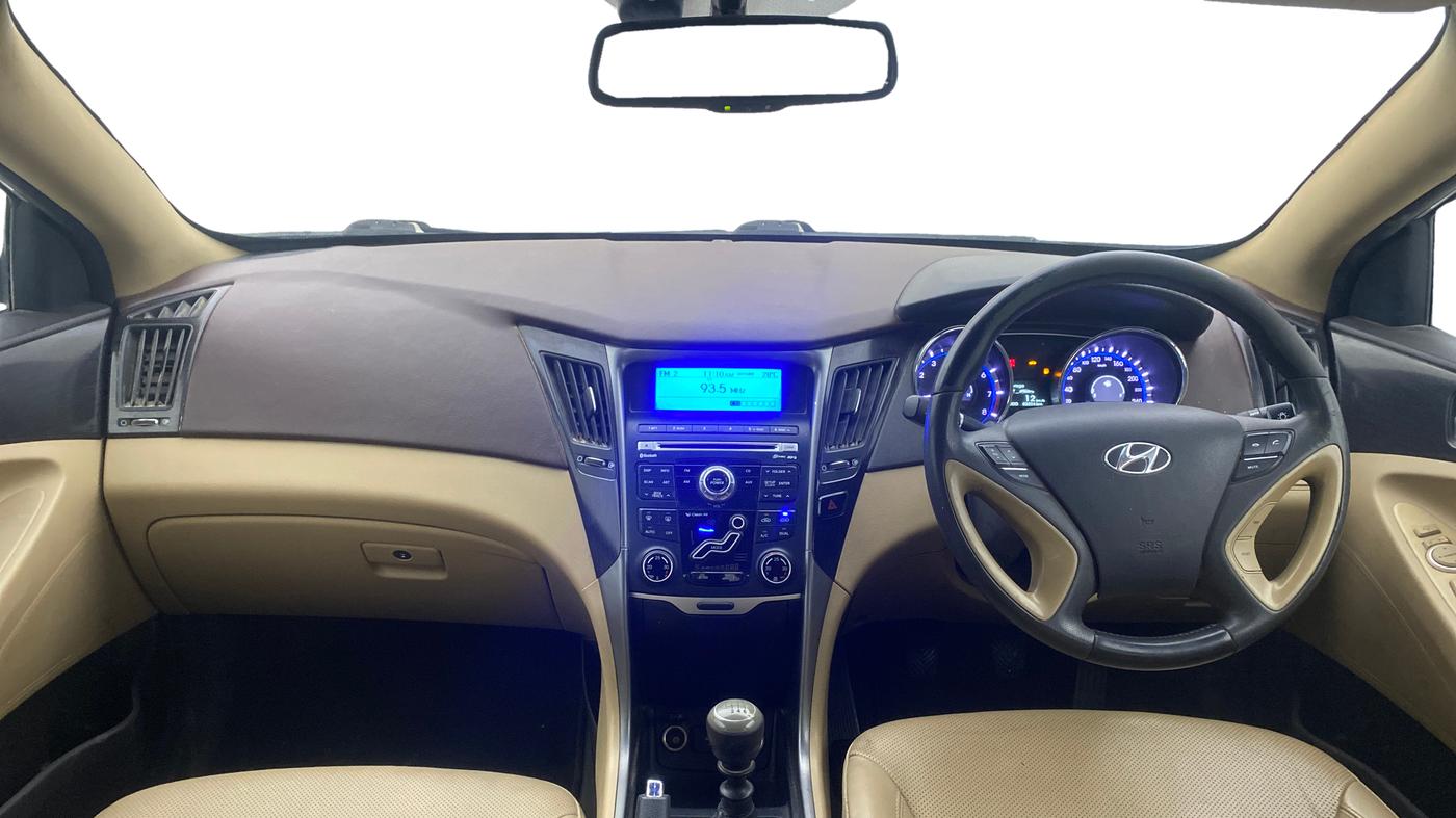 2012 Hyundai Sonata 2.4 GDI MT, Petrol, Manual, 53,260 km, Dashboard