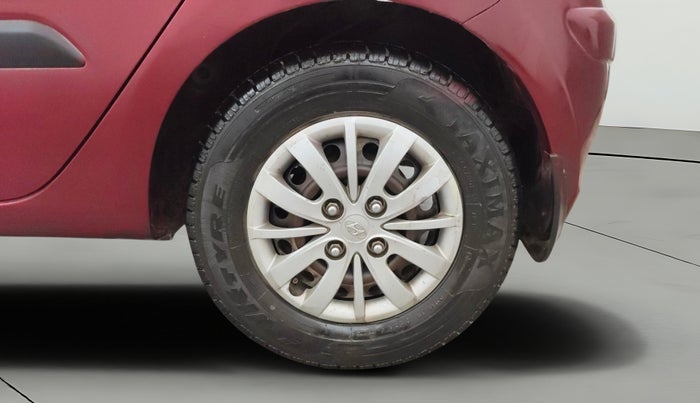 2014 Hyundai i10 SPORTZ 1.1, Petrol, Manual, 75,832 km, Left Rear Wheel