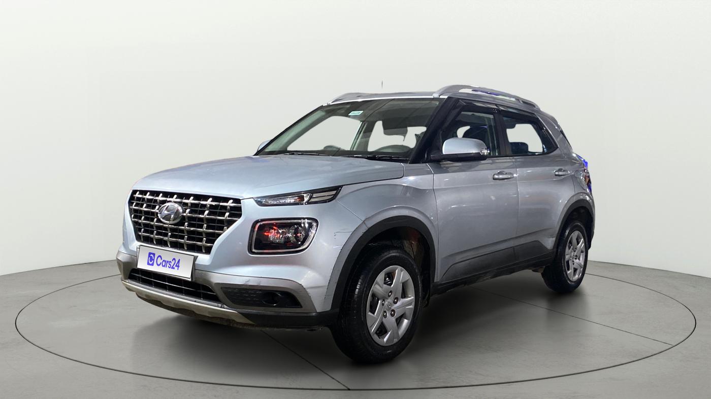 2021 Hyundai VENUE S+ 1.2, Petrol, Manual, 8,760 km, Left Front Diagonal