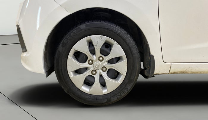 2015 Hyundai Xcent BASE 1.2, Petrol, Manual, 26,210 km, Left Front Wheel