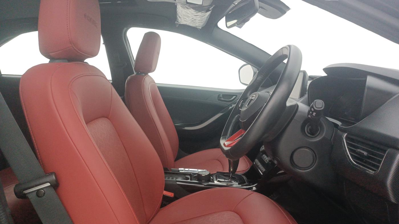 2023 Tata NEXON XZA PLUS LUX SUNROOF RED DARK PETROL, Petrol, Automatic, 29,740 km, Right Side Front Door Cabin