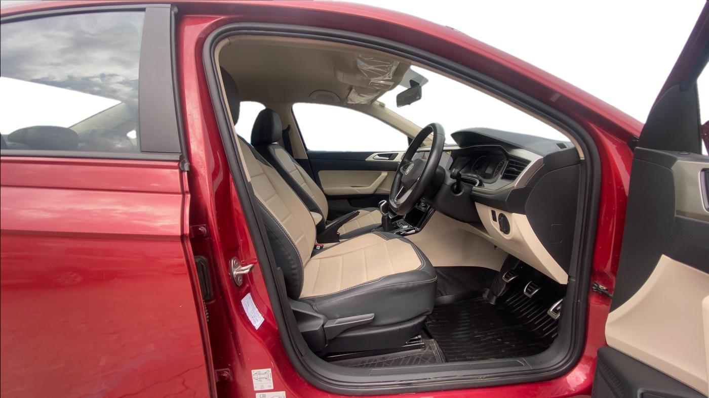 2022 Volkswagen VIRTUS HIGHLINE TSI 1.0 MT, Petrol, Manual, 16,832 km, Right Side Front Door Cabin