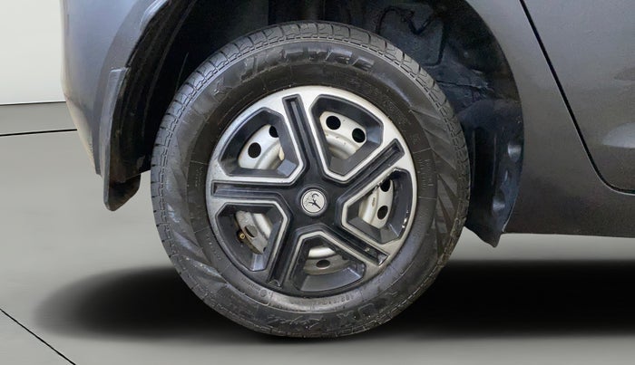 2021 Tata ALTROZ XE PETROL, Petrol, Manual, 49,668 km, Right Rear Wheel