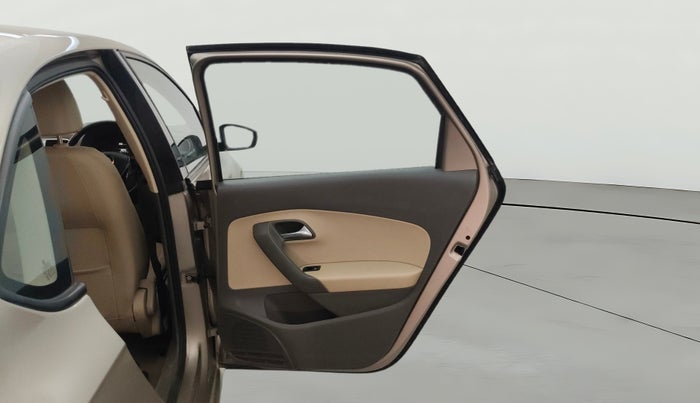 2016 Volkswagen Vento HIGHLINE 1.5 AT, Diesel, Automatic, 86,836 km, RHS Rear Door