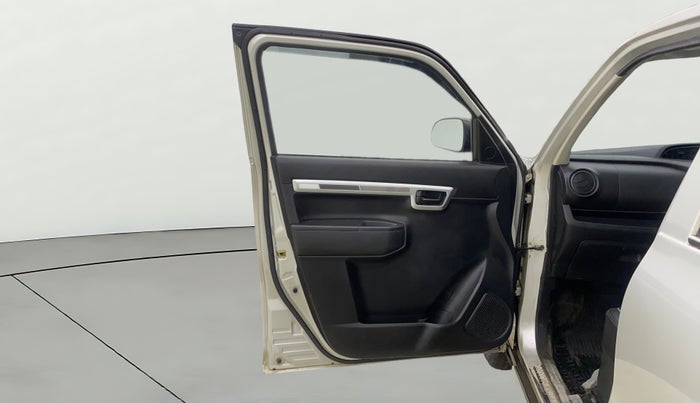 2019 Maruti S PRESSO VXI AMT, CNG, Automatic, 32,974 km, LHS Front Door