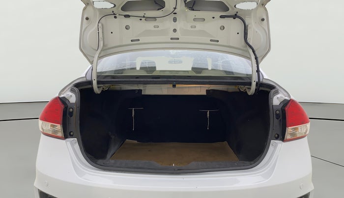 2016 Maruti Ciaz VDI+ SHVS, Diesel, Manual, 92,613 km, Boot Open Zoomed View