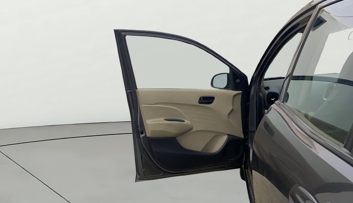 2020 Hyundai NEW SANTRO MAGNA, Petrol, Manual, 43,885 km, LHS Front Door