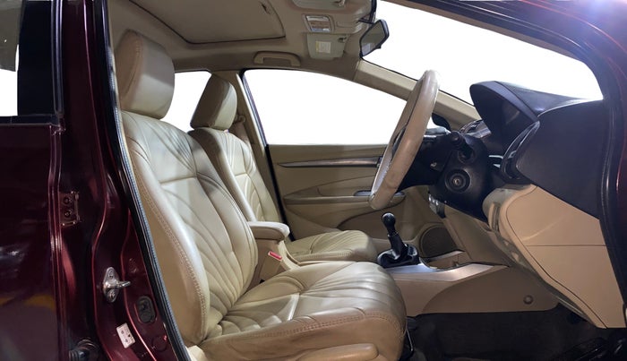 2012 Honda City 1.5L I-VTEC V MT SUNROOF, Petrol, Manual, 1,11,752 km, Right Side Front Door Cabin