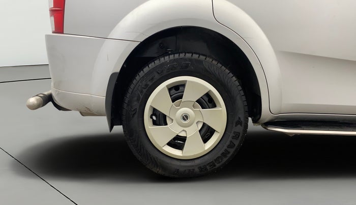 2017 Mahindra XUV500 W4, Diesel, Manual, 57,879 km, Right Rear Wheel