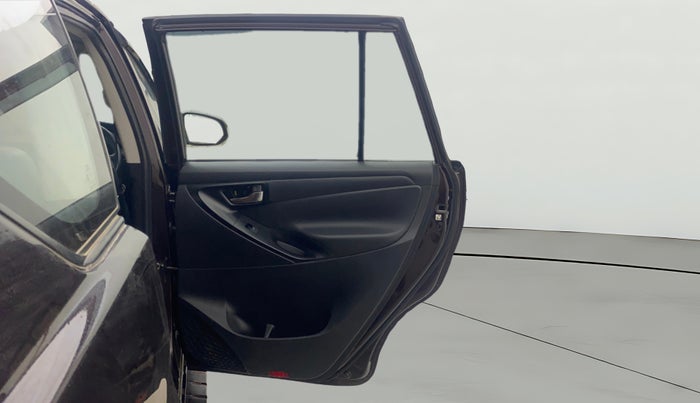 2017 Toyota Innova Crysta 2.4 GX 7 STR, Diesel, Manual, 86,454 km, RHS Rear Door