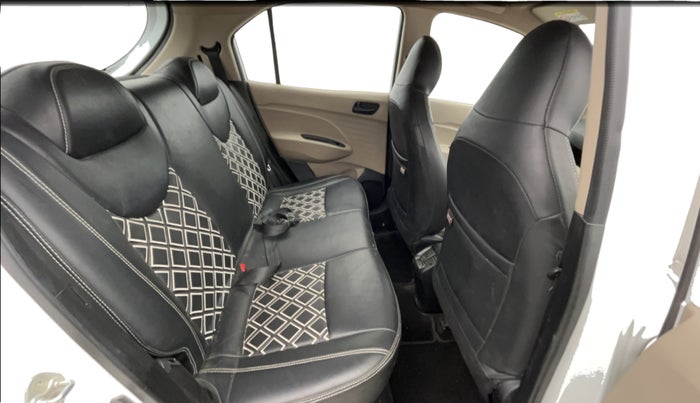 2022 Hyundai NEW SANTRO SPORTZ EXECUTIVE MT CNG, CNG, Manual, 46,996 km, Right Side Rear Door Cabin