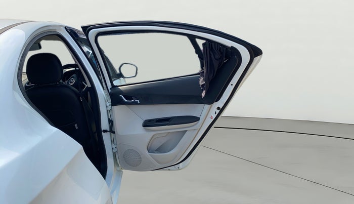 2022 Tata TIGOR XZ PLUS CNG, CNG, Manual, 54,177 km, RHS Rear Door