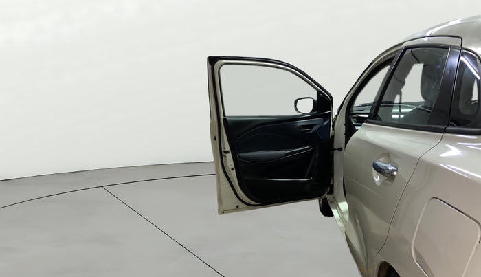 2022 Maruti Baleno DELTA PETROL 1.2, Petrol, Manual, 48,749 km, LHS Front Door