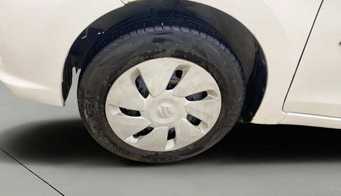 2017 Maruti Celerio VXI CNG, CNG, Manual, 57,687 km, Left Front Wheel