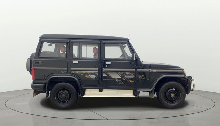 2012 Mahindra Bolero ZLX BS IV, Diesel, Manual, 1,07,666 km, Right Side View