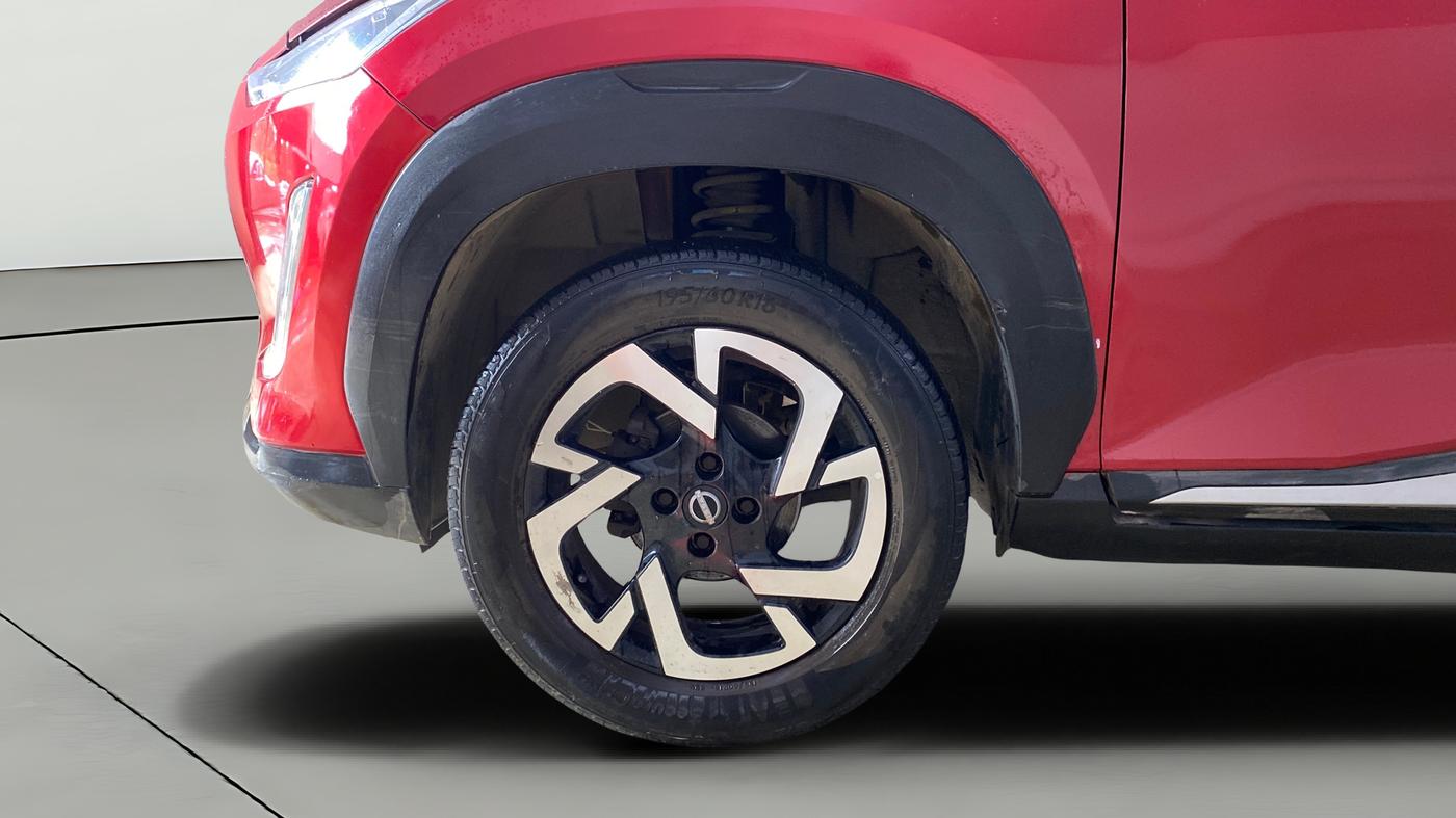 2021 Nissan MAGNITE XV PREMIUM, Petrol, Manual, 30,873 km, Left Front Wheel