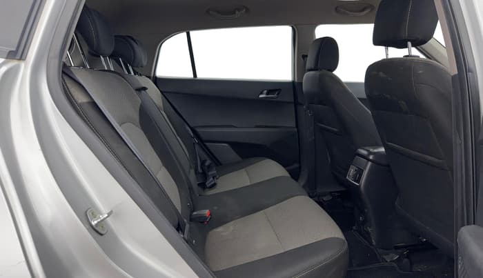 2016 Hyundai Creta SX PLUS AT 1.6 PETROL, Petrol, Automatic, 47,181 km, Right Side Rear Door Cabin