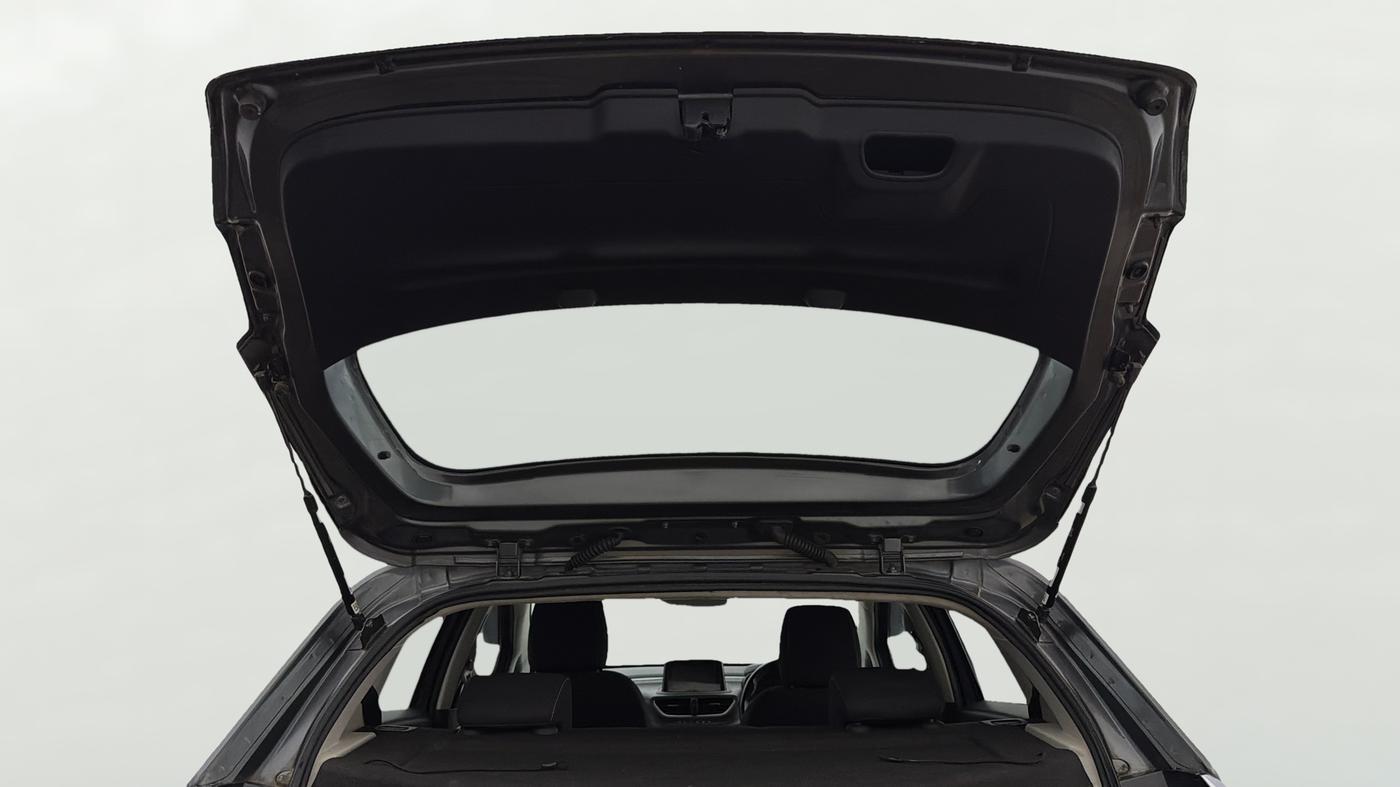 2023 Tata ALTROZ XZA, Petrol, Automatic, 23,796 km, Boot Door Open