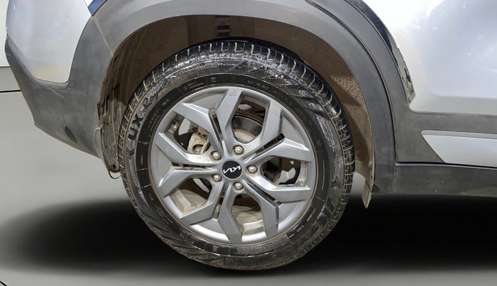 2023 KIA SELTOS HTX PETROL 1.5, Petrol, Manual, 19,512 km, Right Rear Wheel