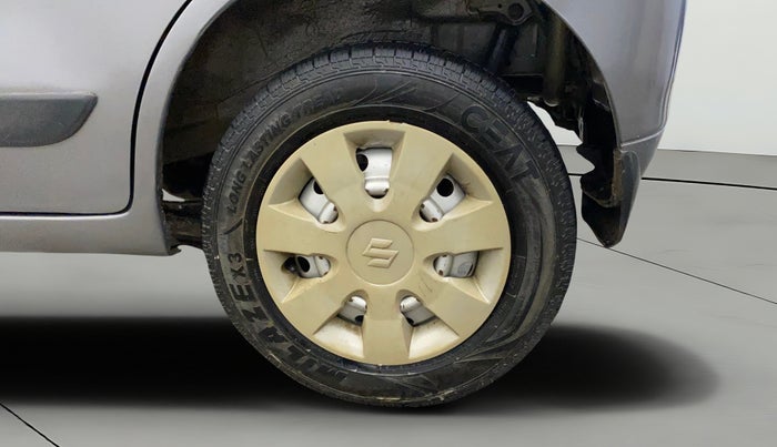 2015 Maruti Wagon R 1.0 LXI, Petrol, Manual, 47,105 km, Left Rear Wheel
