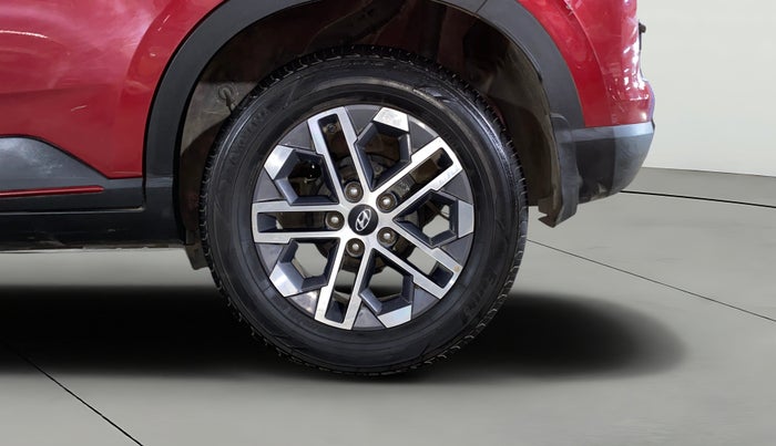 2022 Hyundai VENUE SX 1.5 CRDI DUAL TONE, Diesel, Manual, 84,540 km, Left Rear Wheel