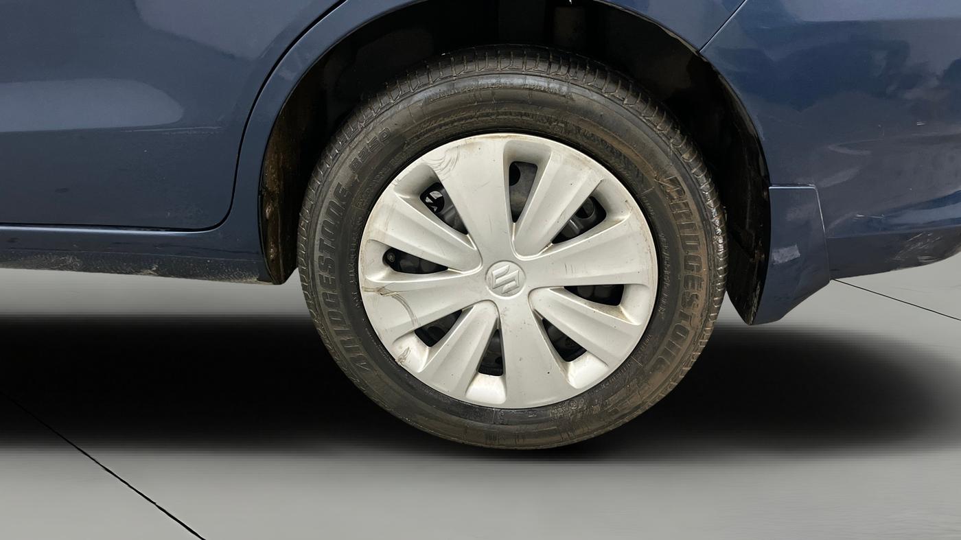2016 Maruti Ertiga VXI, Petrol, Manual, 67,078 km, Left Rear Wheel