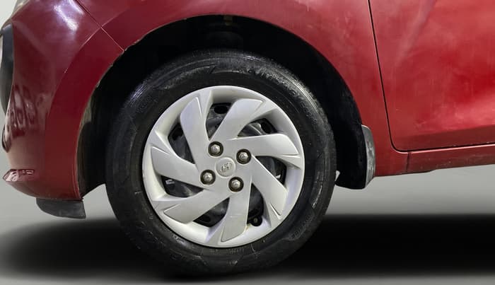 2018 Hyundai NEW SANTRO SPORTZ CNG, CNG, Manual, 68,127 km, Left Front Wheel