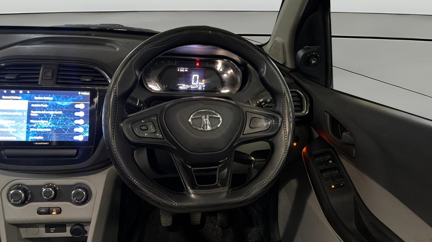 2023 Tata Tiago XT (O) PETROL, CNG, Manual, 49,591 km, Steering Wheel Close Up