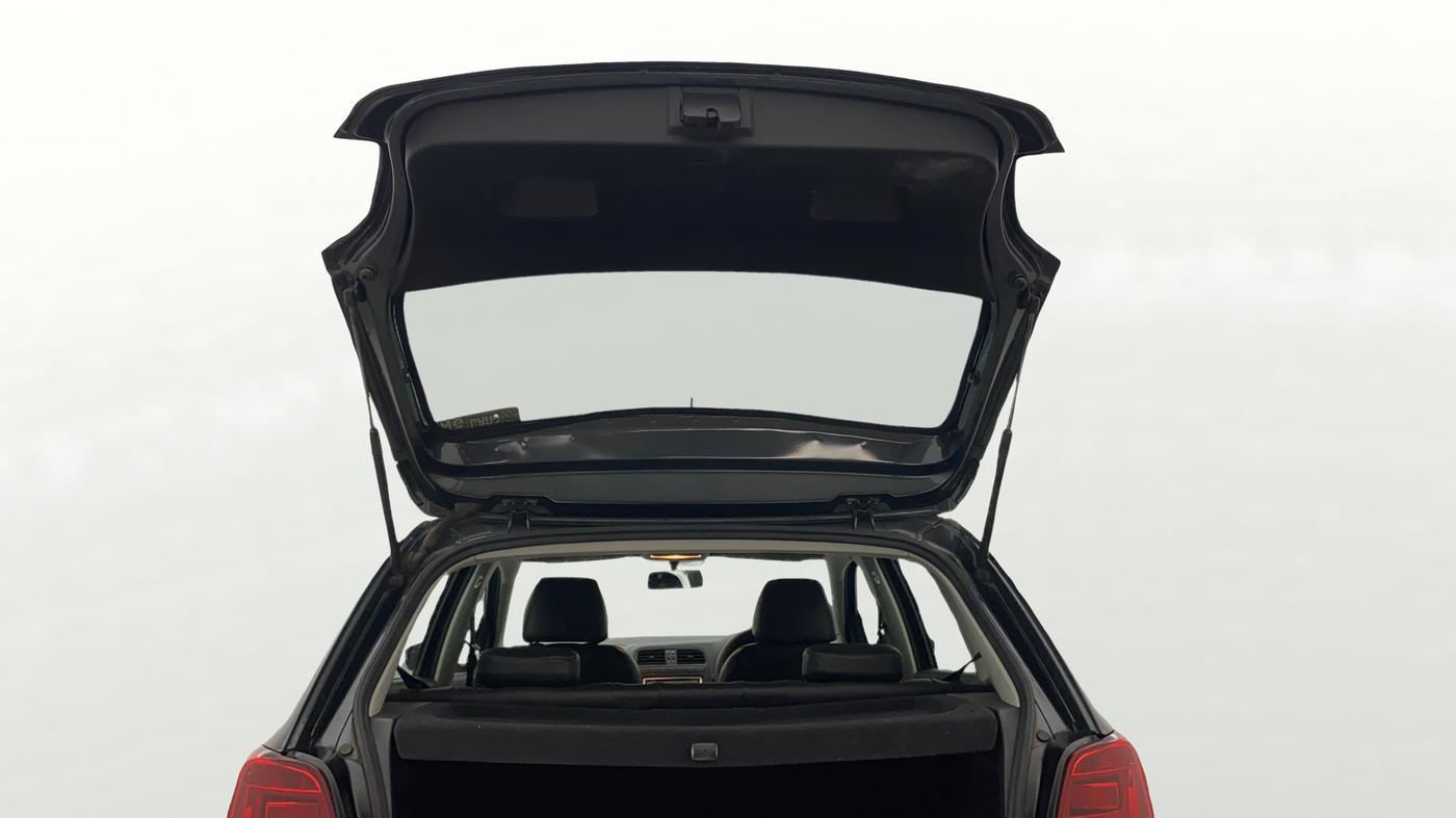 2020 Volkswagen Polo COMFORTLINE PLUS 1.0L MPI, Petrol, Manual, 38,926 km, Boot Door Open