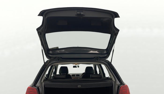 2020 Volkswagen Polo COMFORTLINE PLUS 1.0L MPI, Petrol, Manual, 38,756 km, Boot Door Open