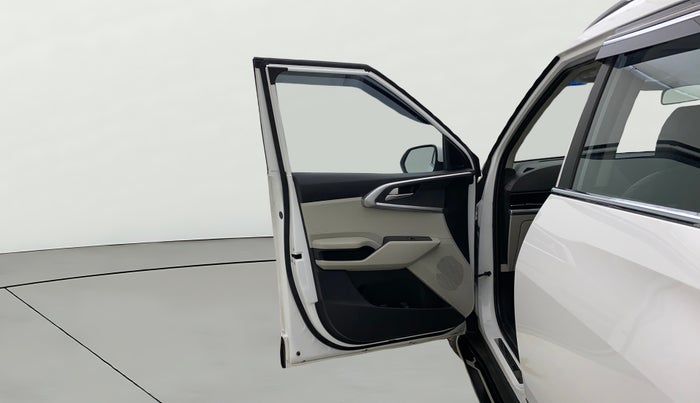 2023 KIA CARENS PRESTIGE 1.5 PETROL 7 STR, Petrol, Manual, 24,090 km, LHS Front Door