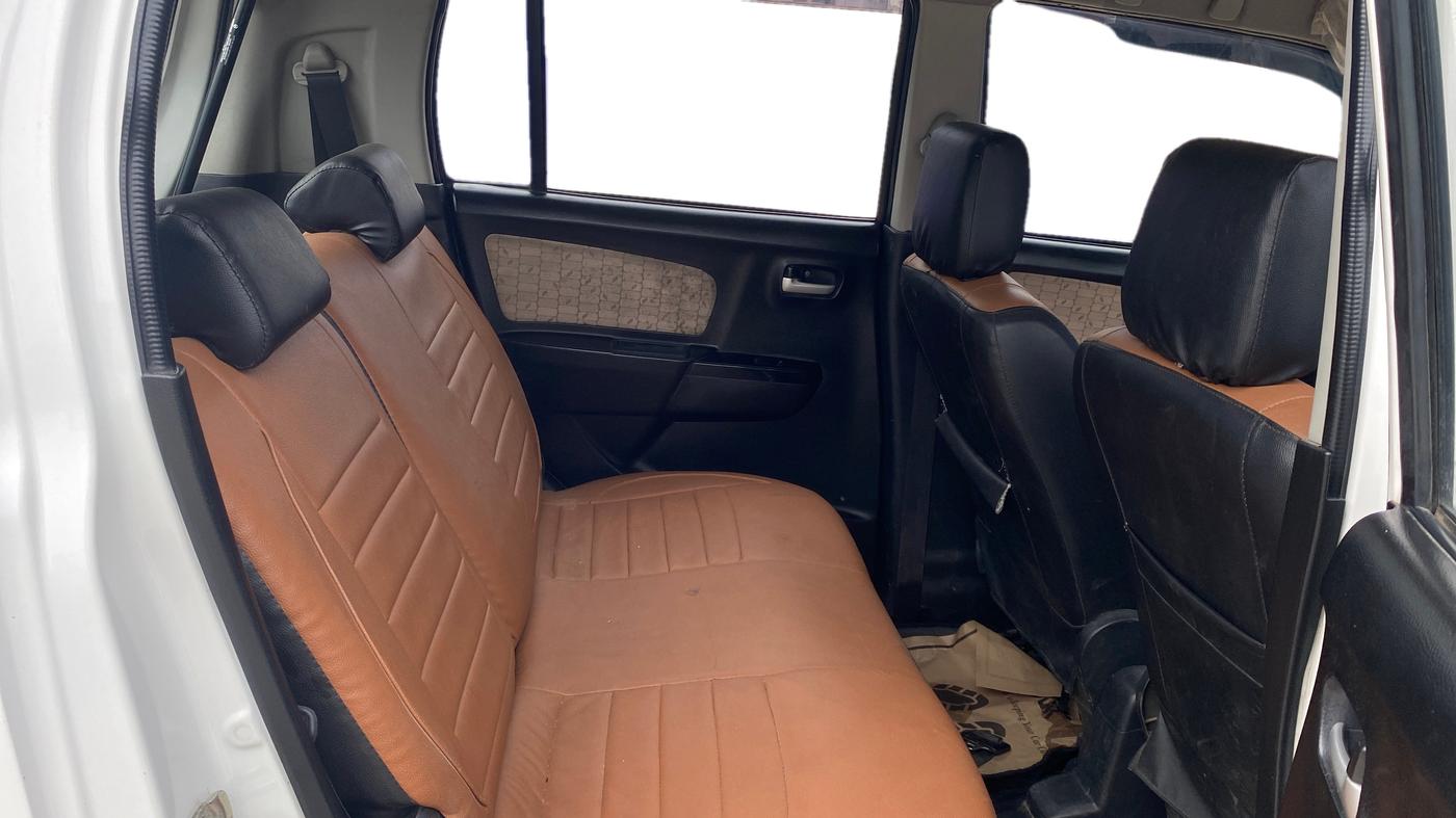 2018 Maruti Wagon R 1.0 VXI AMT, Petrol, Automatic, 61,961 km, Right Side Rear Door Cabin