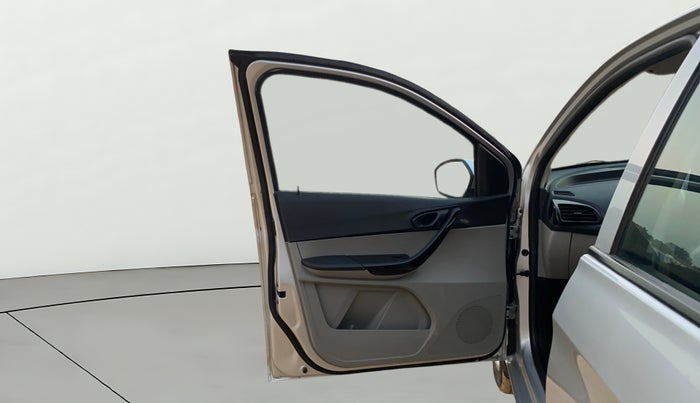 2018 Tata Tiago XT PETROL, CNG, Manual, 72,080 km, LHS Front Door