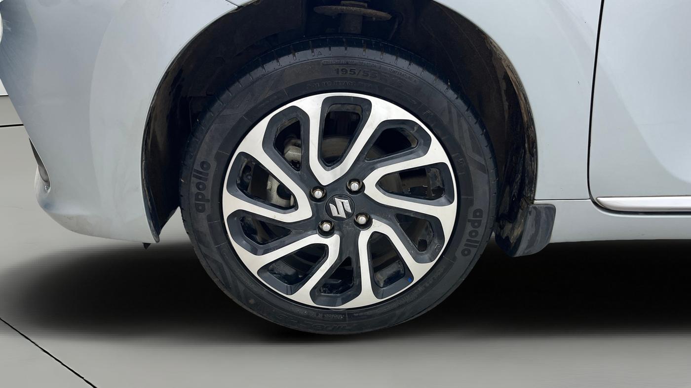 2025 Maruti Baleno ALPHA 1.2 AGS, Petrol, Automatic, 32,461 km, Left Front Wheel
