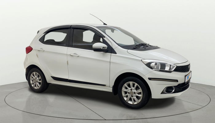 2017 Tata Tiago XZA PETROL, Petrol, Automatic, 66,864 km, Right Front Diagonal