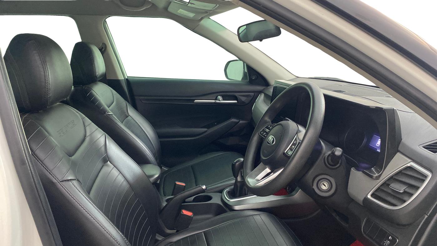2020 KIA SELTOS HTE 1.5 DIESEL, Diesel, Manual, 64,673 km, Right Side Front Door Cabin