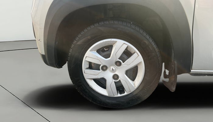 2017 Renault Kwid RXL, Petrol, Manual, 66,012 km, Left Front Wheel