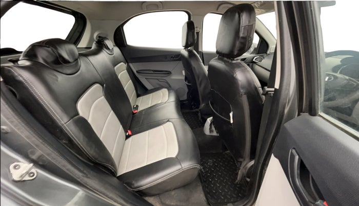 2022 Tata Tiago XT CNG, CNG, Manual, 67,292 km, Right Side Rear Door Cabin