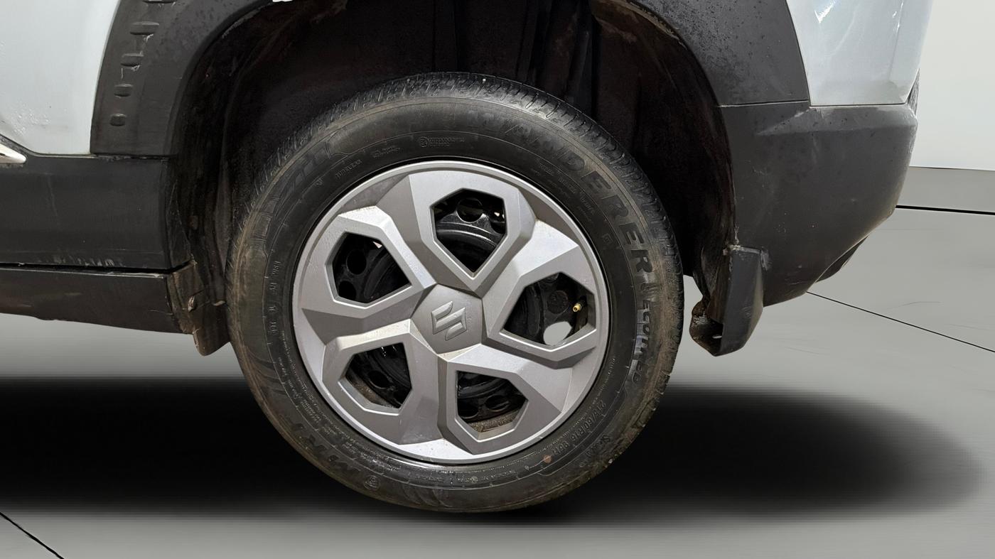 2023 Maruti BREZZA VXI S-CNG, CNG, Manual, 57,237 km, Left Rear Wheel