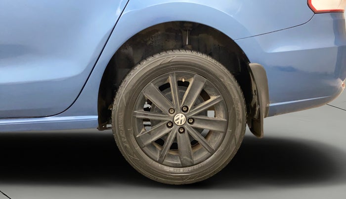 2017 Volkswagen Vento HIGHLINE 1.5 AT, Diesel, Automatic, 1,27,571 km, Left Rear Wheel