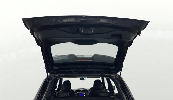 2023 Nissan MAGNITE XV RED EDITION, Petrol, Manual, 12,568 km, Boot Door Open