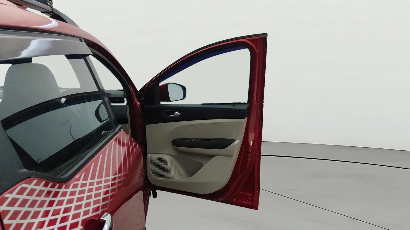 2020 Renault TRIBER RXZ, Petrol, Manual, 28,158 km, RHS Front Door